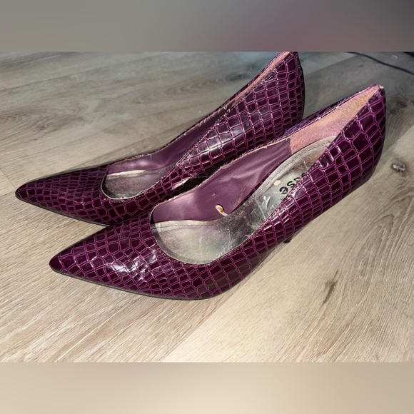 Dollhouse Purple Croc-Pattern Heels - Picture 1 of 5